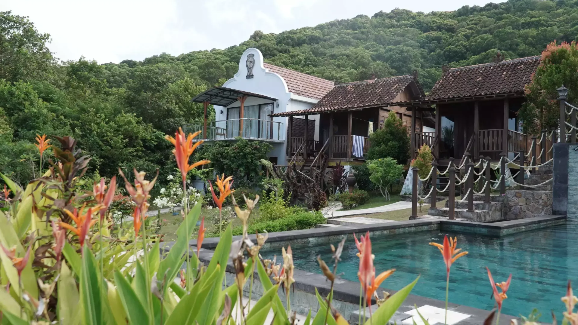 Garden Bungalow